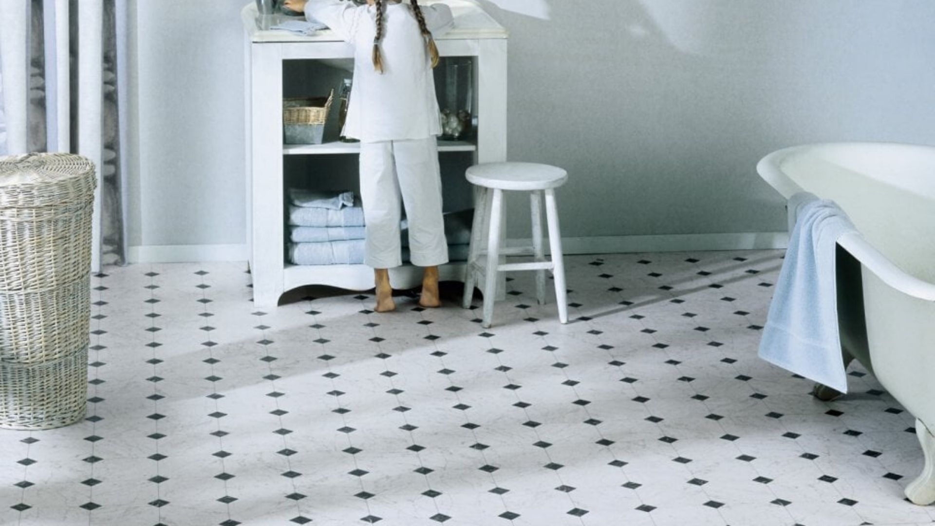 Vinyl floors are good bathroom flooring