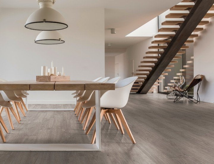 LVT