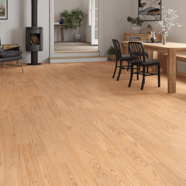 Pensby Oak Engineered Oak Flooring 14mm x 125mm Natural Brushed & UV Lacquered